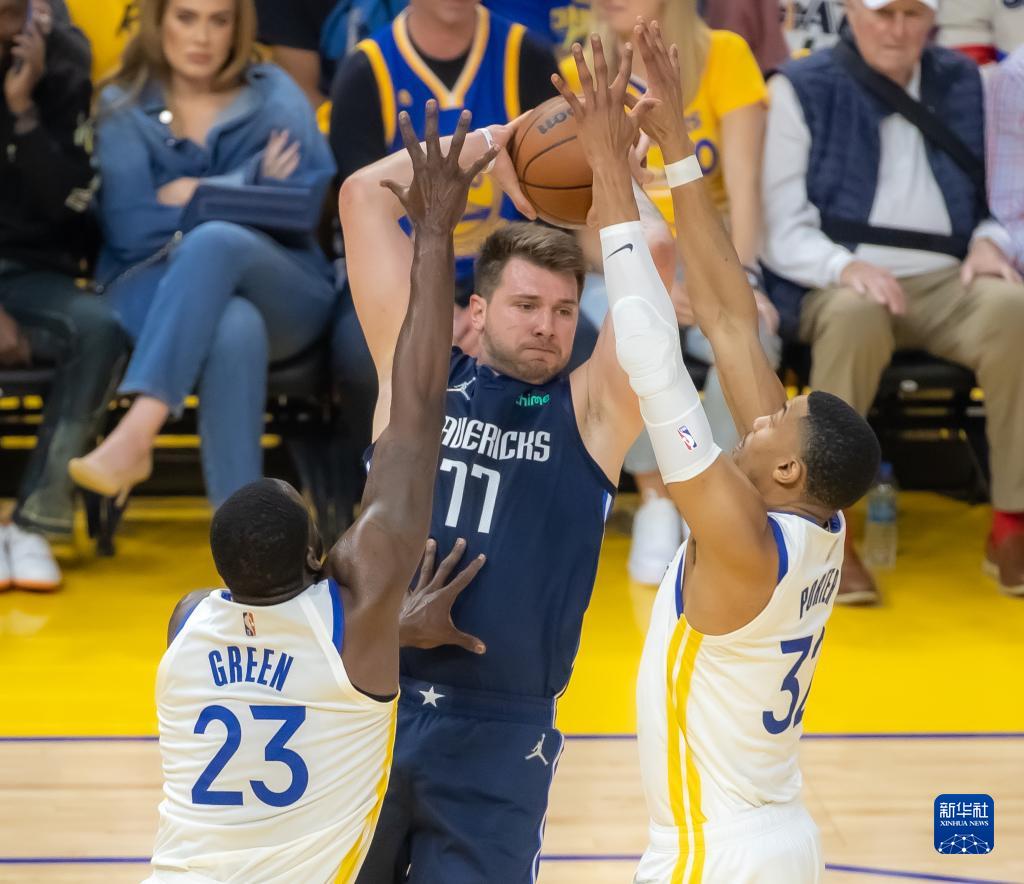 冰雪运动装 冰雪运动装