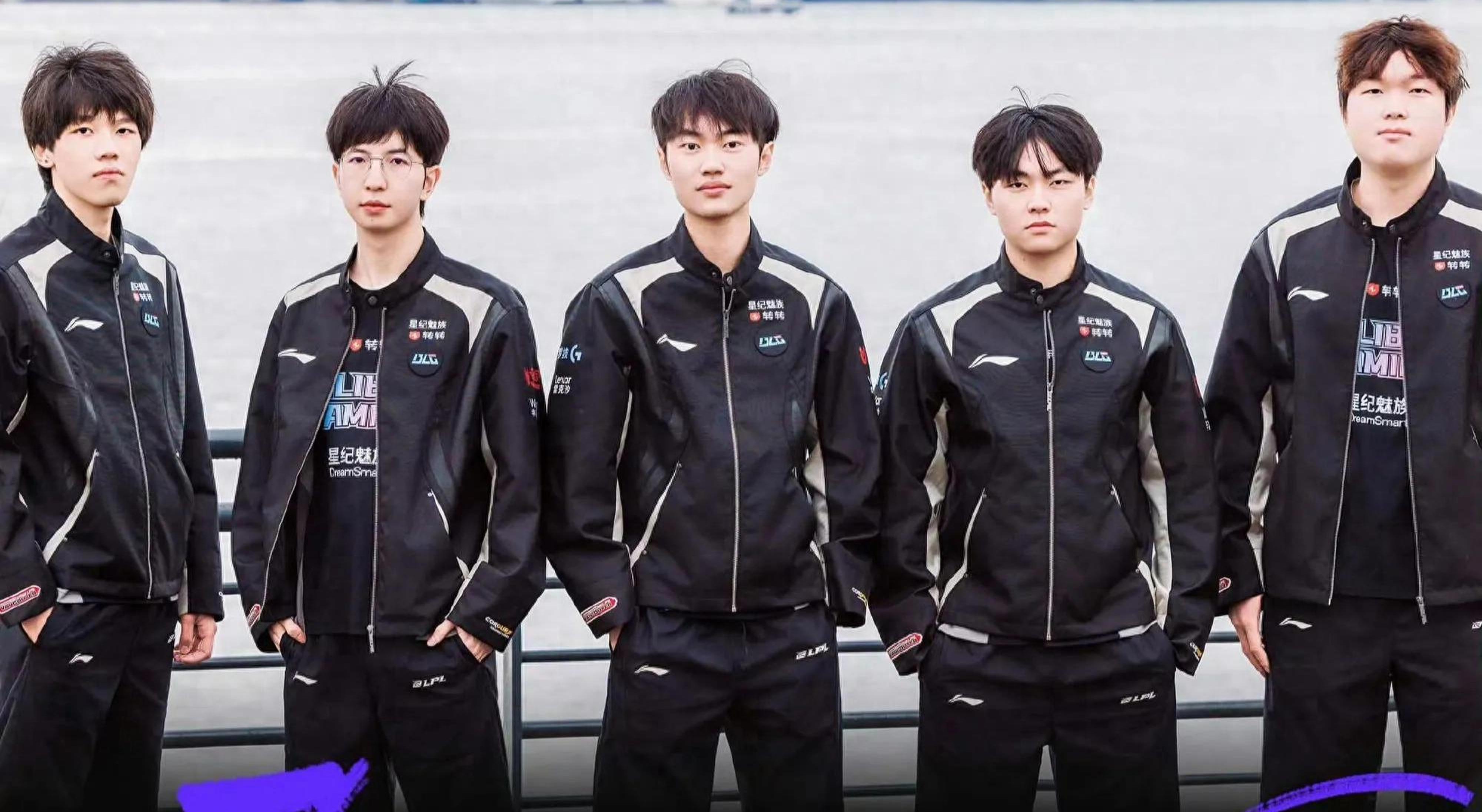 他远赴德国 他远赴德国